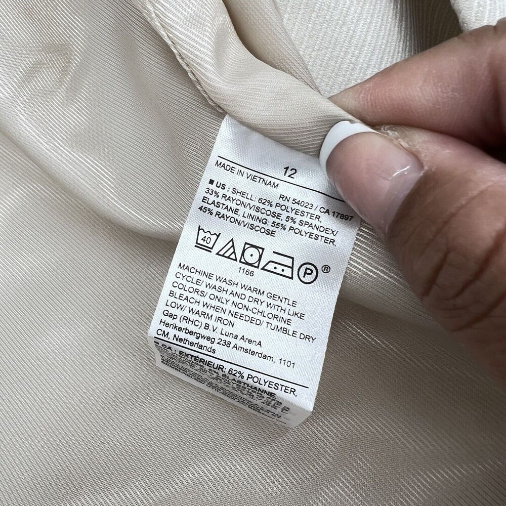 Banana Republic Cream Belted Blazer - Picture 8 of 10